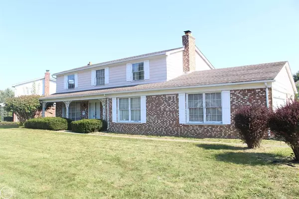 37608 Santa Barbara Road, Clinton Township, MI 48036