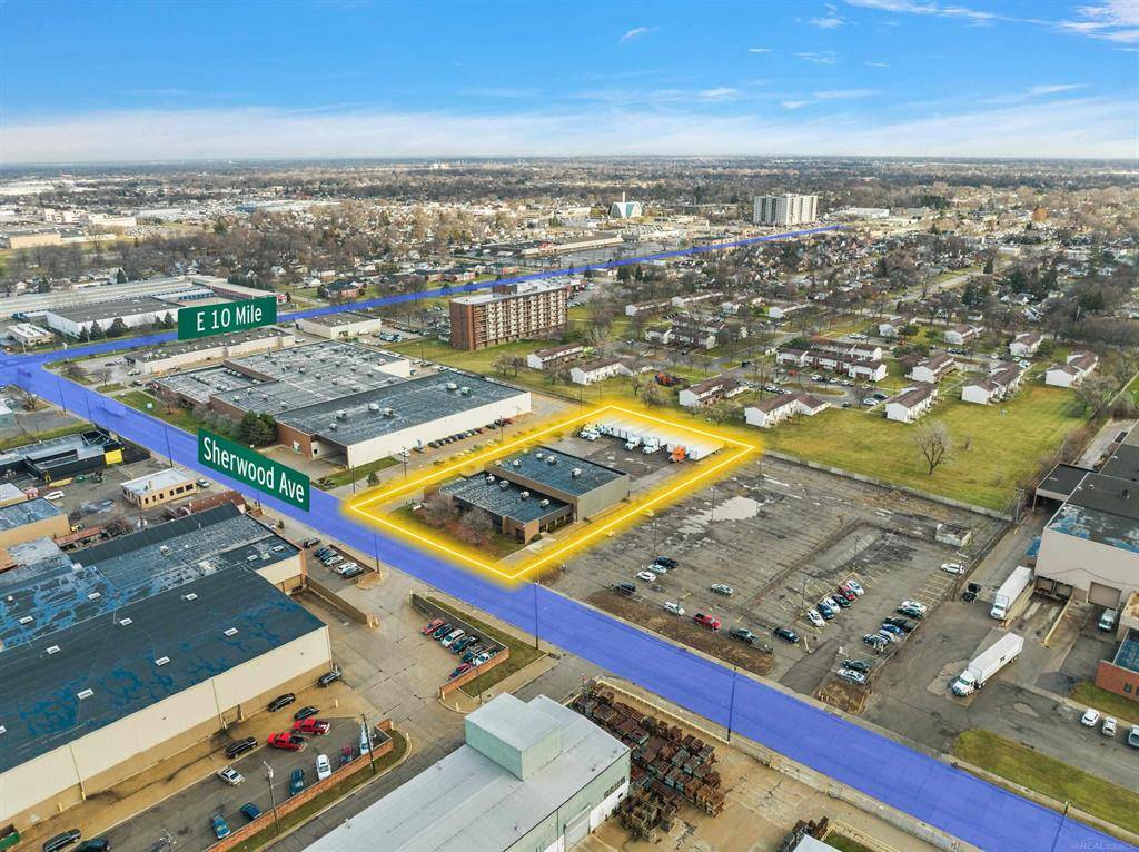 Center Line, MI 48015,24650 Sherwood Avenue