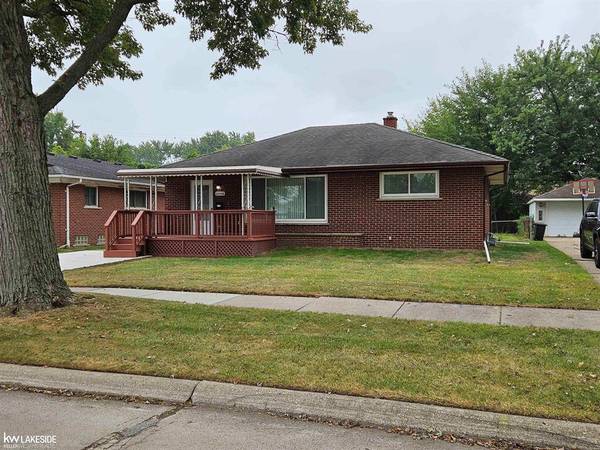 20446 Beaufait Avenue, Harper Woods, MI 48225