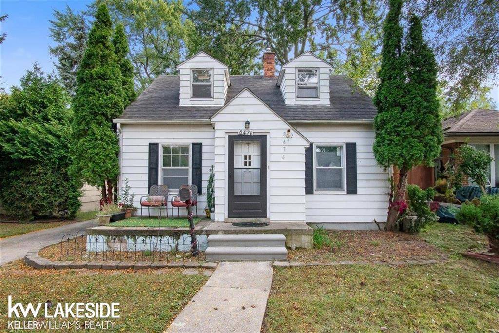 8476 Dale Street,  Center Line,  MI 48015