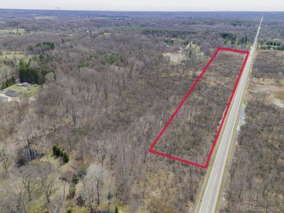 Washburn Road, Otter Lake Vlg, MI 48464