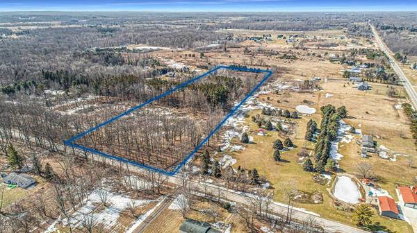 395 S Lake George Road, Attica Twp, MI 48412