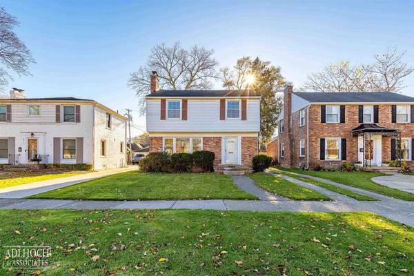 419 Moross Road, Grosse Pointe Farms, MI 48236