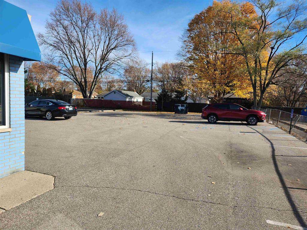 Warren, MI 48092,32480 Mound Rd Street