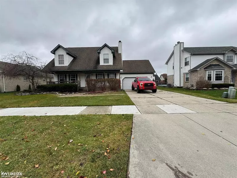 54606 Autumn View Drive, New Baltimore, MI 48047