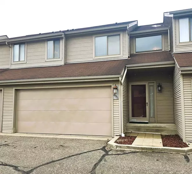 695 Charing Court, Rochester Hills, MI 48307