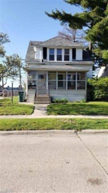 29 E Harry Street, Hazel Park, MI 48030