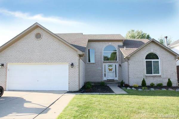 31587 Winter Creek Drive, Chesterfield, MI 48047