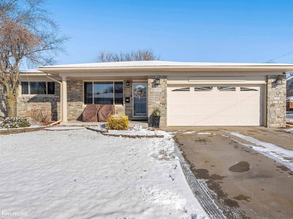 13227 Darryl Drive, Warren, MI 48088