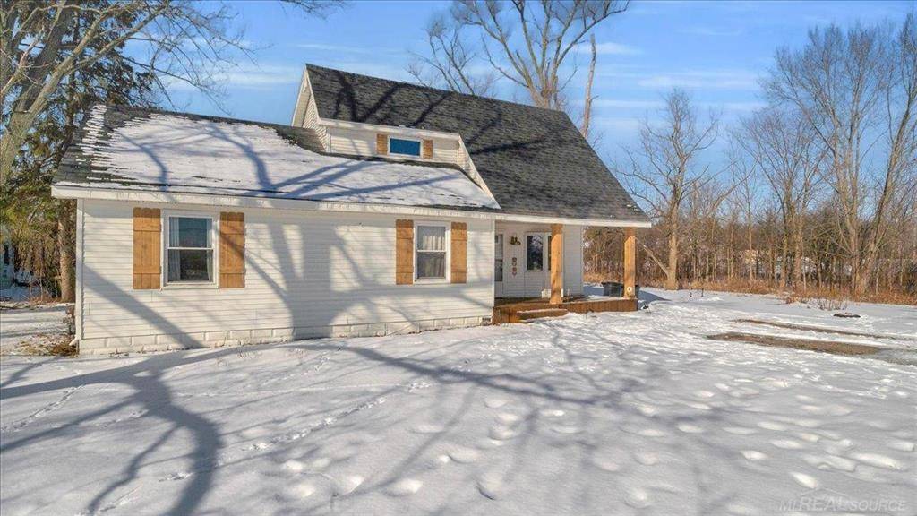 Kimball Twp, MI 48074,833 Range Road