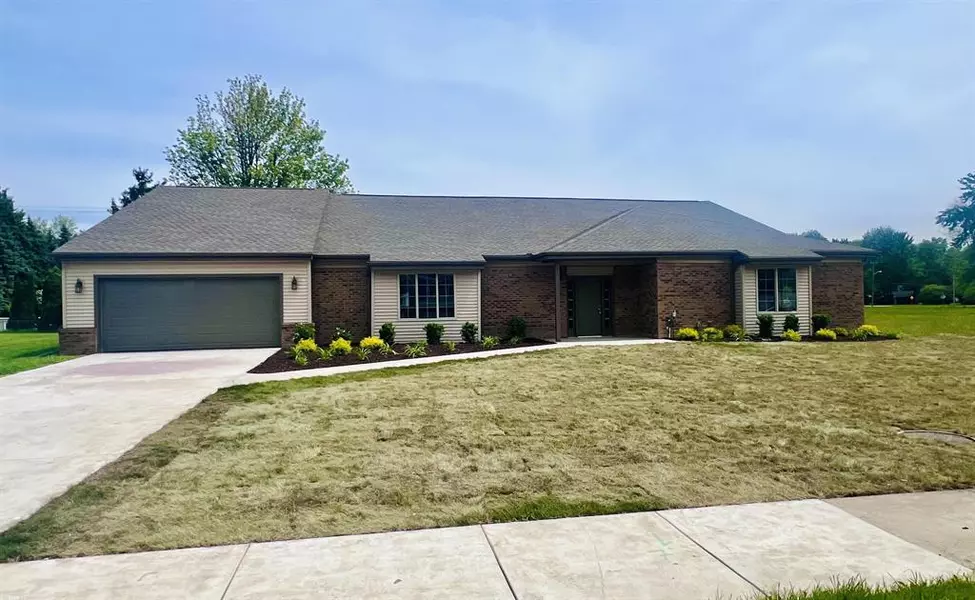 27155 Lanse Cruese Street, Harrison Twp, MI 48045