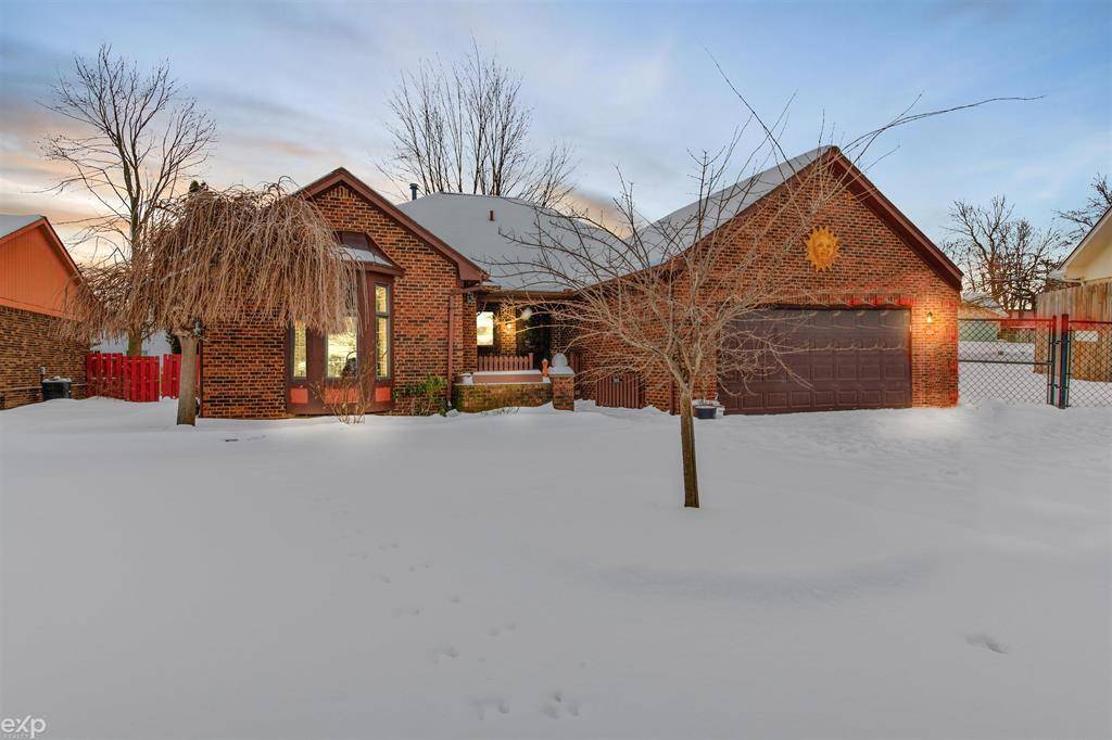 26256 Birchcrest Drive, Chesterfield Twp, MI 48051