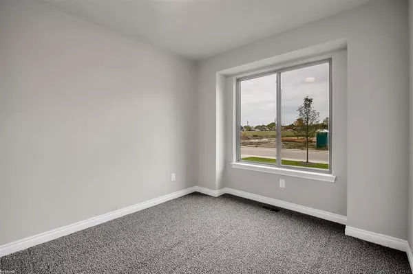 Chesterfield Twp, MI 48051,48382 Applegrove Lane 8