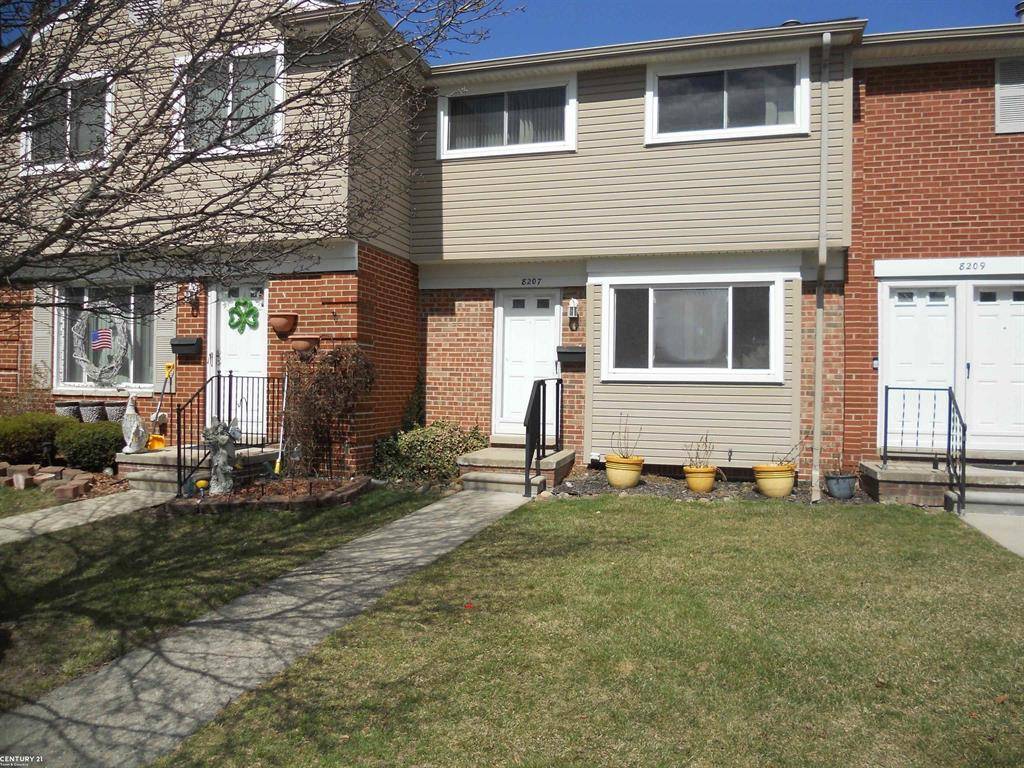 8207 FARNUM Avenue, Warren, MI 48093