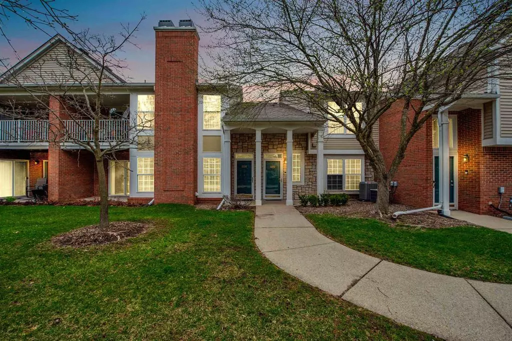 Sterling Heights, MI 48314,5336 Pine Aires Drive