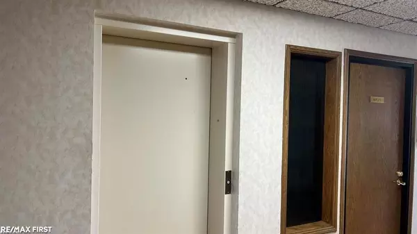 Clinton Twp, MI 48036,37211 Harper Suite 1A Avenue