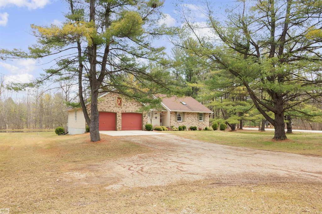 475 S Bartlett Road, St. Clair Twp, MI 48079
