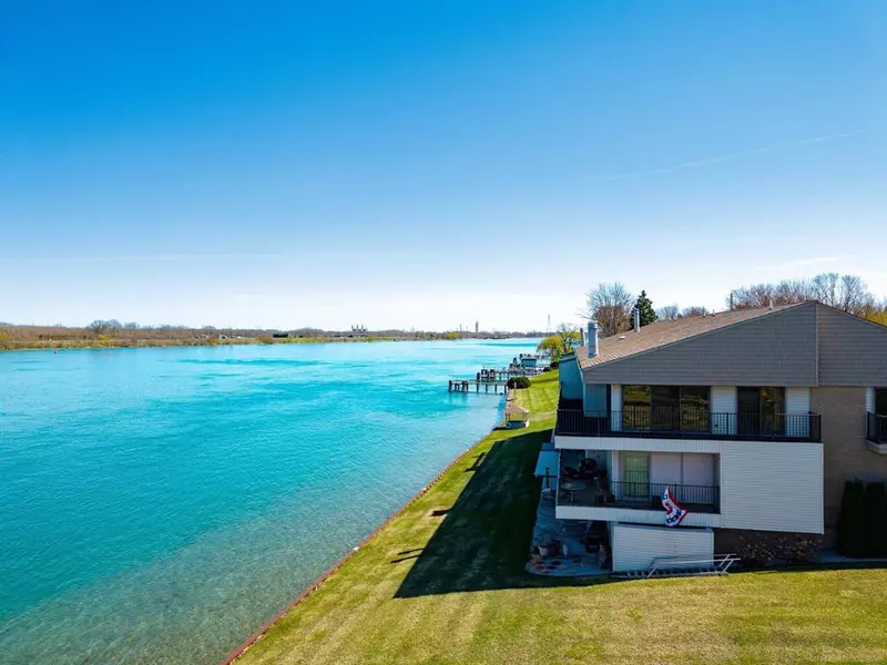 3997 #2 River Road, East China Twp, MI 48054