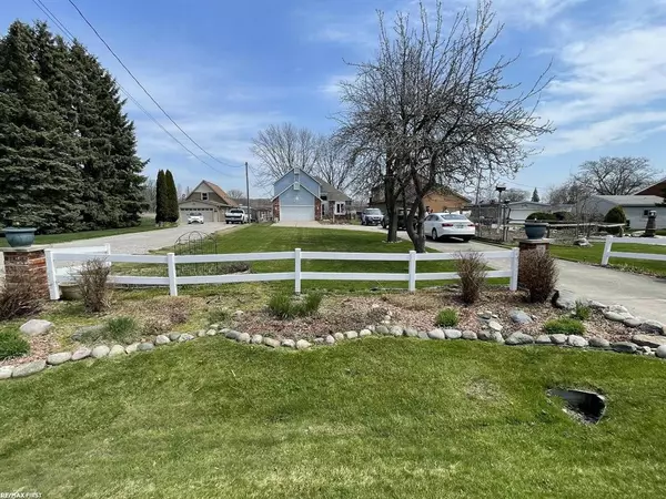 32725 Sutton Road, Chesterfield Twp, MI 48047