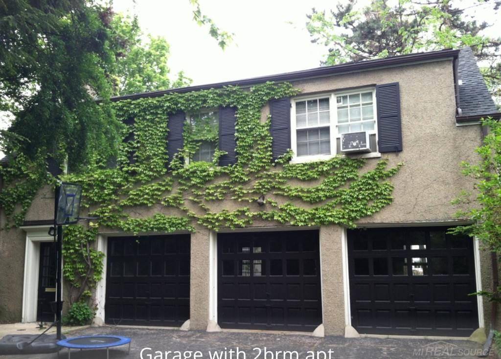36 Beverly Road, Grosse Pointe Farms, MI 48230