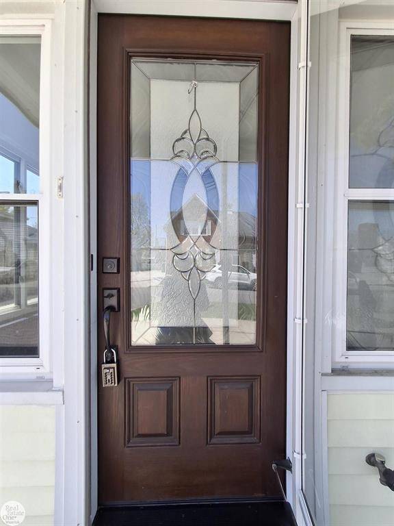 St. Clair, MI 48079,206 S 4th Street