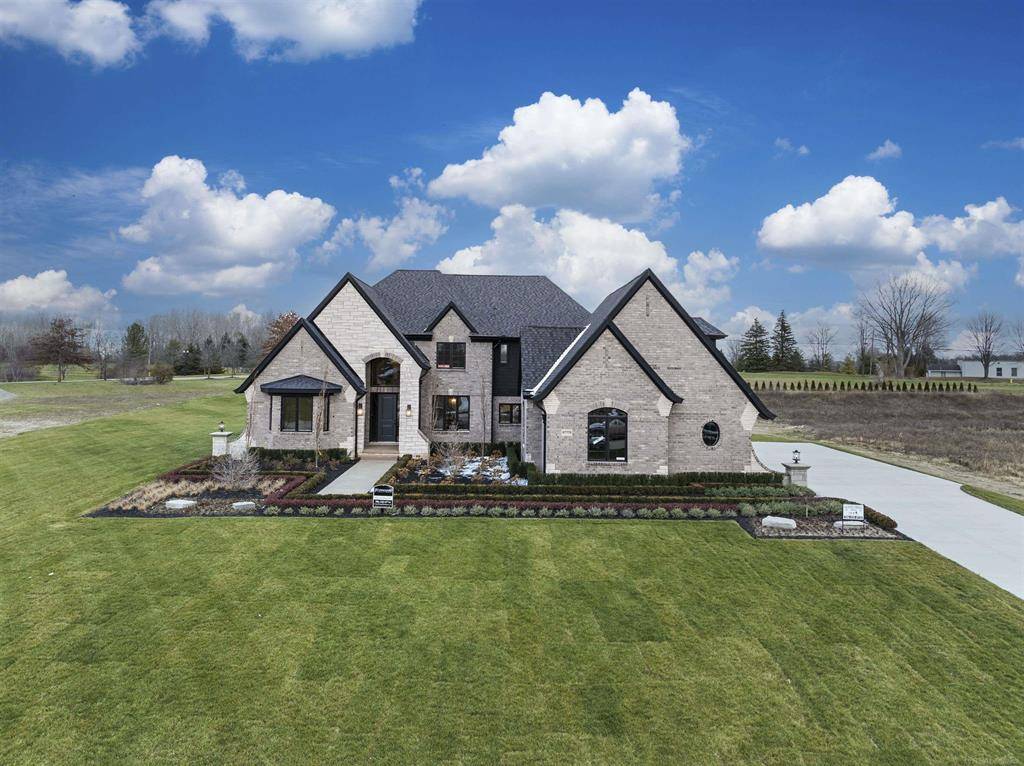 Washington Twp, MI 48095,67770 Overlook Trail Drive