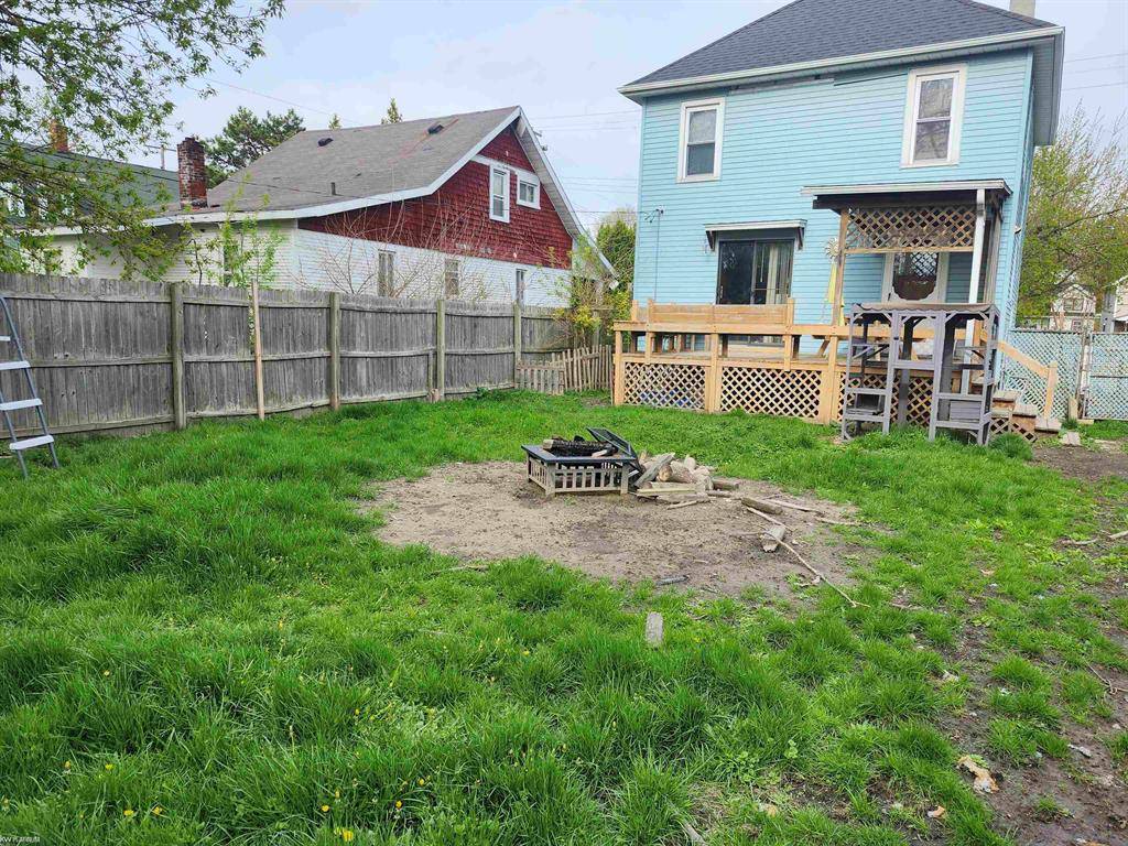 Port Huron, MI 48060,729 13th Street