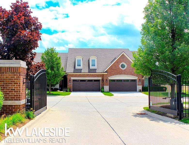 21168 LILAC Lane, Clinton Twp, MI 48036