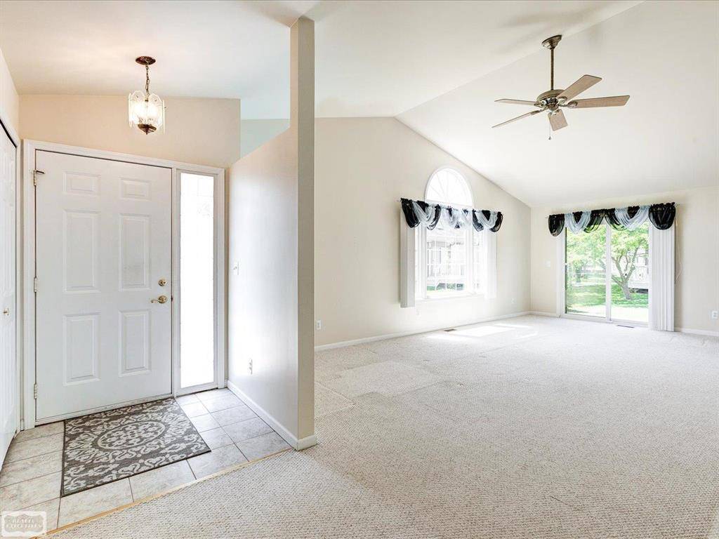 Sterling Heights, MI 48312,13407 Highland Circle