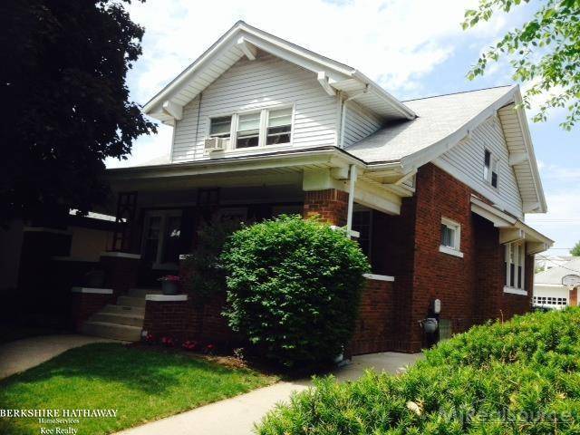 15611 Charles R Avenue, Eastpointe, MI 48021
