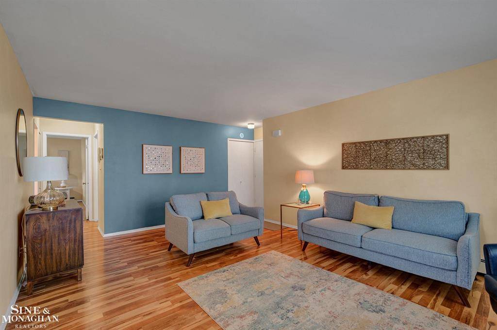 Harper Woods, MI 48225,20852 Wildwood Drive 109