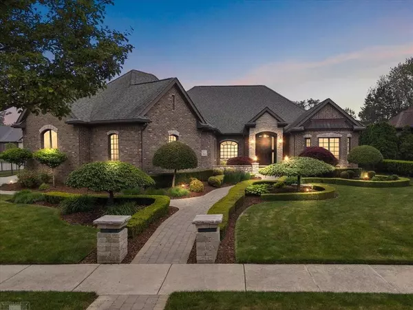36270 Vita Bella Drive, Clinton Twp, MI 48035