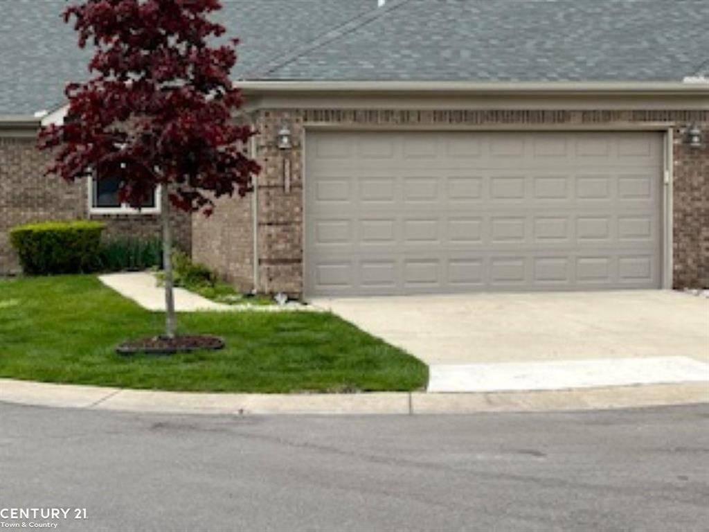 35301 White Birch Unit 1 Bldg 1, Clinton Twp, MI 48035