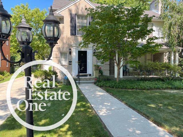 850 TROMBLEY Road, Grosse Pointe Park, MI 48230