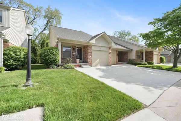 Clawson, MI 48017,427 Oakgrove Court
