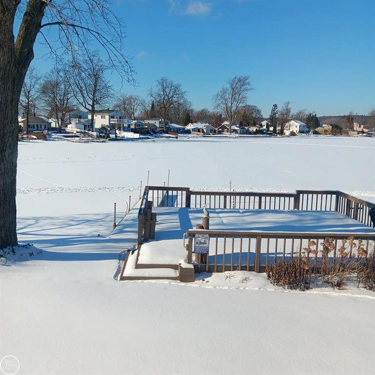White Lake Twp, MI 48386,8878 Arlington Road