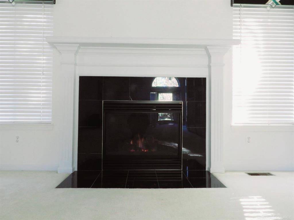 Clinton Twp, MI 48035,15762 Corso Drive