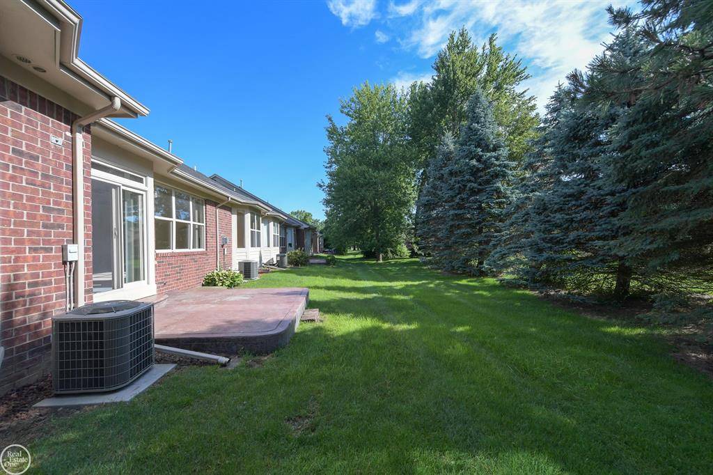 Clinton Twp, MI 48038,40966 Harvest Lane Bldg 4 Unit 13