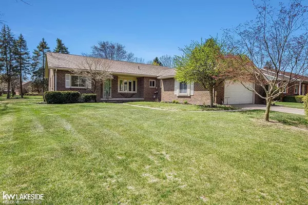 13488 Independence Avenue, Shelby Twp, MI 48315