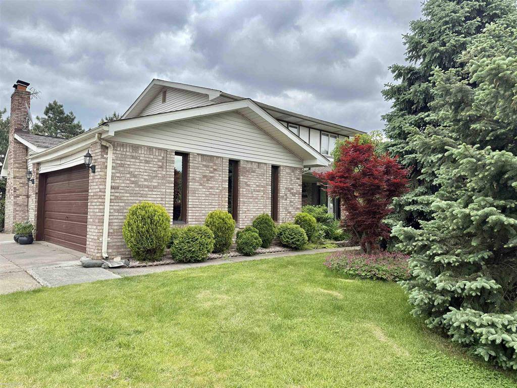 Sterling Heights, MI 48310,35070 Maureen Street