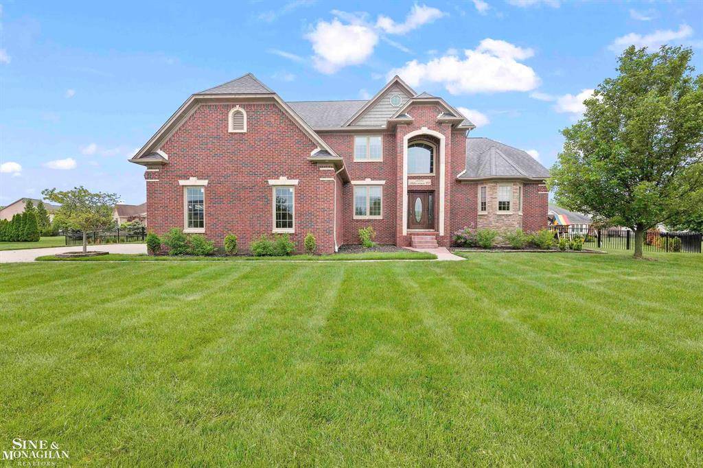 26898 Alderman Court, Harrison Twp, MI 48045