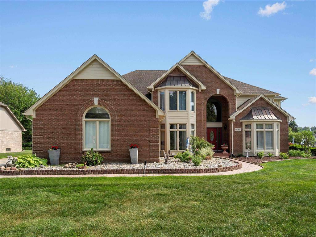 15158 Towering Oaks Drive, Shelby Twp, MI 48315