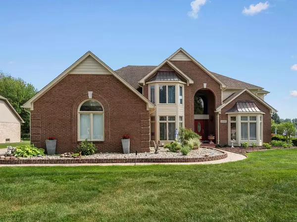 15158 Towering Oaks Drive, Shelby Twp, MI 48315