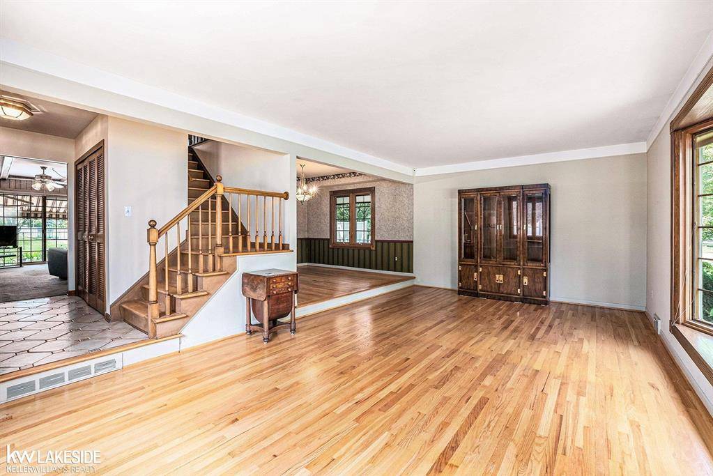 Warren, MI 48093,32049 Newcastle Drive