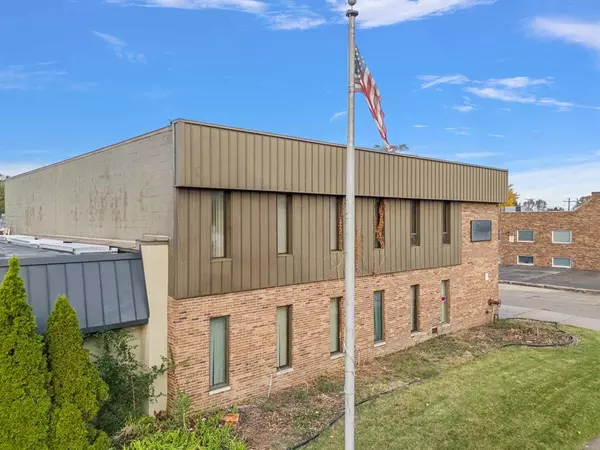 Eastpointe, MI 48021,22777 Kelly Road