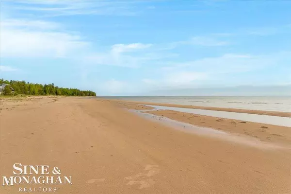 Harrisville Twp, MI 48740,950 N Lake Huron Shore Drive