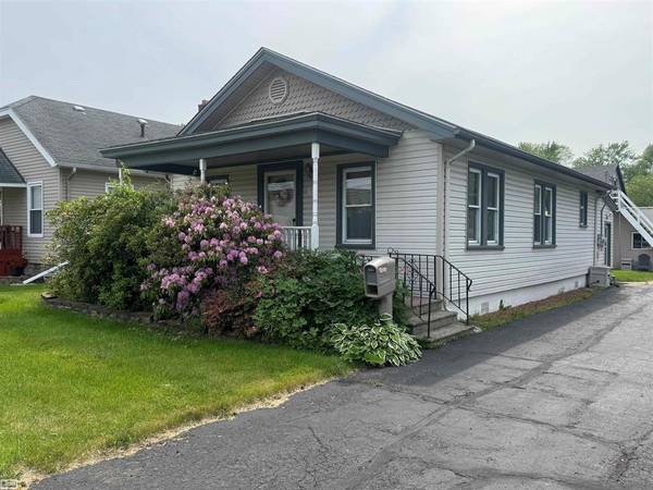 38 S Rose Street, Mt. Clemens, MI 48043