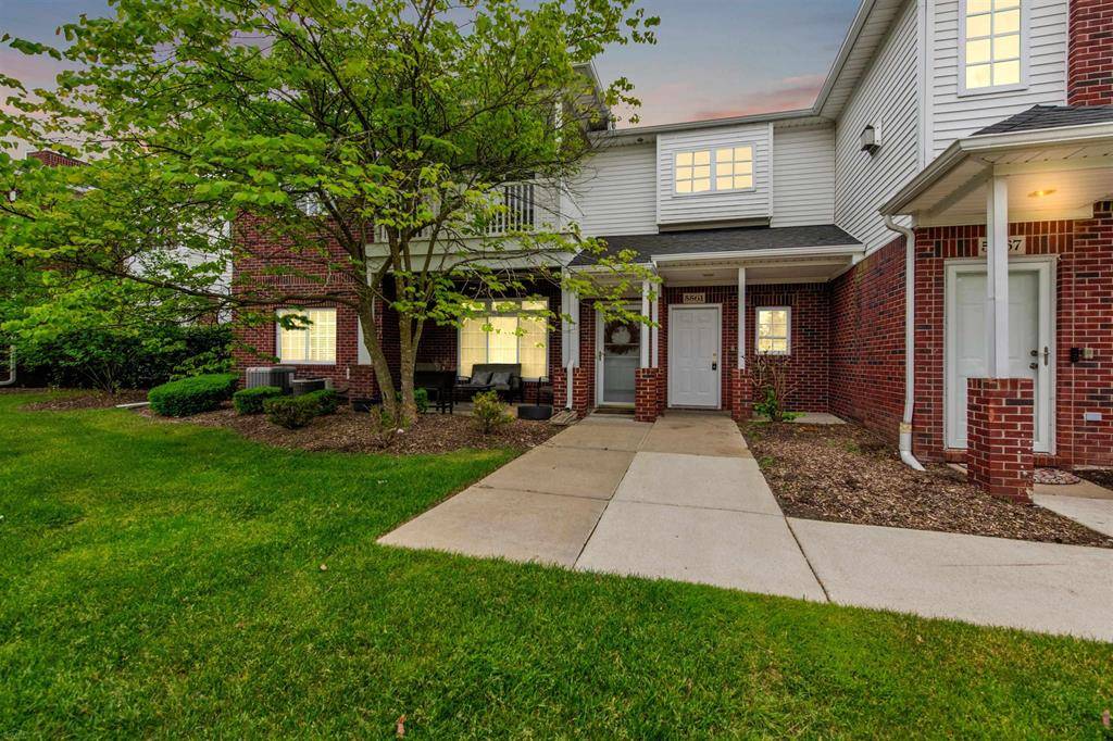 5555 Acorn Lane, Sterling Heights, MI 48314