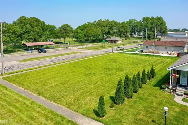 Roseville, MI 48066,10 Oakdale Street