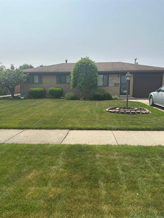 8856 BALBOA Avenue, Sterling Heights, MI 48313